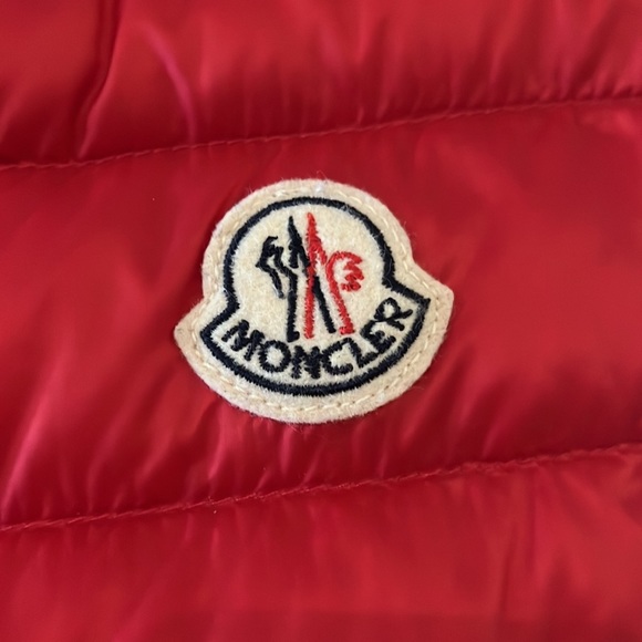 Moncler Girls Raspberry Puffer Vest - Picture 2 of 13